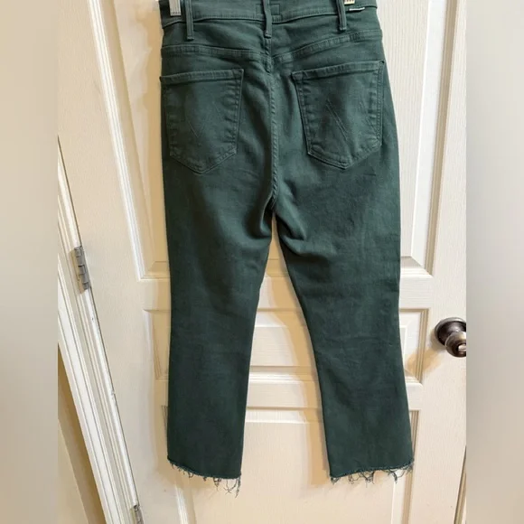 MOTHER hustler ankle fray in second chances - Picture 3 of 5